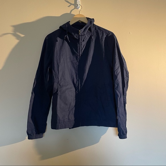 Uniqlo Navy Windbreaker - Picture 3 of 4
